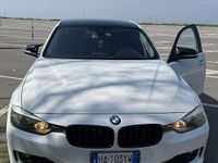 Usata BMW 320 Gran Turismo 184 CV (135 kW) 2013 Berlina