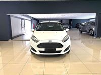 Usata Ford Fiesta 75 CV (55 kW) 2012 Bianco Berlina