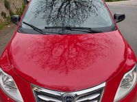 Usata Lancia Ypsilon 69 CV (50 kW) 2015 Rosso Utilitaria