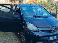 Usata Toyota Aygo 68 CV (50 kW) 2013 Nero Utilitaria