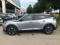 Usata Peugeot 2008 Allure 131 CV (96 kW) 2023 Grigio SUV
