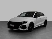 Usata Audi RS3 Sportback Comfort 400 CV (294 kW) 2022 Bianco ghiaccio metallizzato Utilitaria