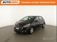Usata Peugeot 208 82 CV (60 kW) 2018 Nero Utilitaria