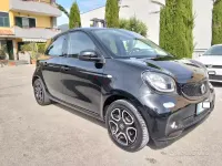 Usata Smart ForFour Prime 71 CV (52 kW) 2015 Nero Utilitaria
