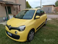 Usata Renault Twingo SE 71 CV (52 kW) 2014 Giallo Utilitaria