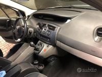 Usata Renault Scénic II Dynamique 120 CV (88 kW) 2004 Grigio Monovolume