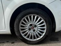 Usata Fiat Punto 75 CV (55 kW) 2009 Utilitaria