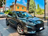Usata Ford Kuga ST-Line 120 CV (88 kW) 2022 Grigio SUV