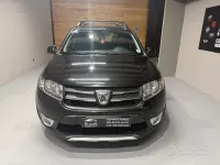Usata Dacia Sandero Stepway 90 CV (66 kW) 2013 Nero Berlina