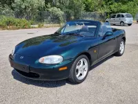Usata Mazda MX5 140 CV (102 kW) 1998 Verde Cabrio