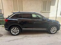 Usata VW T-Roc 116 CV (85 kW) 2024 Nero SUV