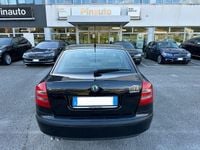 Usata Skoda Octavia Ambiente 105 CV (77 kW) 2007 Nero metallizzato Berlina