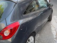 Usata Opel Corsa 2009 Blu Berlina