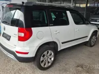 Usata Skoda Yeti 110 CV (80 kW) 2015 Bianco SUV