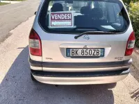 Usata Opel Zafira 82 CV (60 kW) 2000 Monovolume