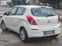 Usata Hyundai i20 Edition 85 CV (62 kW) 2013 Bianco Utilitaria