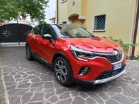 Usata Renault Captur 145 CV (106 kW) 2024 Rosso SUV