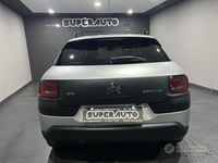 Usata Citroën C4 Shine 100 CV (73 kW) 2016 Grigio SUV