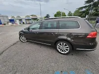 Usata VW Passat Highline 170 CV (125 kW) 2012 Marrone Station wagon