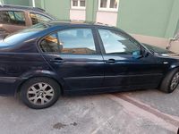 Usata BMW 318 116 CV (85 kW) 2002 Blu Berlina