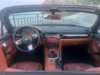 Usata Mazda MX5 126 CV (92 kW) 2006 Cabrio