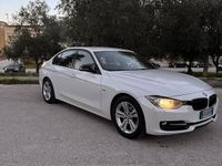 Usata BMW 318 Efficient Dynamics 143 CV (105 kW) 2013 Bianco Berlina