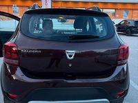 Usata Dacia Sandero Stepway 90 CV (66 kW) 2017 Rosso Monovolume
