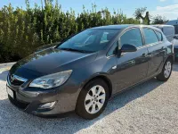 Usata Opel Astra Cosmo 110 CV (80 kW) 2012 Grigio Berlina