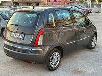 Gebraucht Lancia Musa 77 PS (56 kW) 2009 Grau Van / Kleinbus