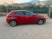 Second-hand Alfa Romeo Giulietta 109 CP (80 kW) 2011 Roșu Hatchback