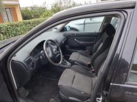 Usata VW Golf IV 104 CV (76 kW) 2000 Blu Berlina