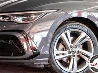 Usata VW Golf VIII R-line 131 CV (96 kW) 2022 Grigio scuro Berlina