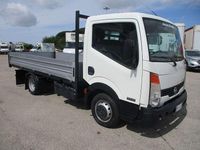 Usata Nissan Cabstar 131 CV (96 kW) 2011 Bianco Pick-up