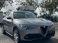 Usata Alfa Romeo Stelvio Executive 210 CV (154 kW) 2017 Grigio SUV