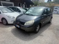Usata Renault Scénic 106 CV (77 kW) 2006 Grigio Monovolume