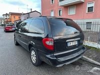 Usata Chrysler Grand Voyager Limited 150 CV (110 kW) 2007 Nero Monovolume