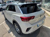 Usata VW T-Roc R-line 150 CV (110 kW) 2023 Ascot grey + tetto nero SUV