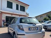 Usata Toyota Yaris Lounge 74 CV (54 kW) 2013 Berlina