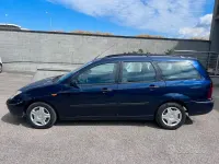 Usata Ford Focus 90 CV (66 kW) 2002 Blu Station wagon