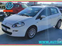 Usata Fiat Punto Street 75 CV (55 kW) 2015 Bianco Utilitaria