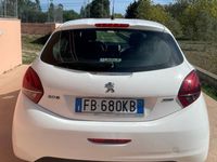 Usata Peugeot 208 75 CV (55 kW) 2015 Utilitaria