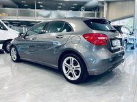 Usata Mercedes A180 122 CV (89 kW) 2012 787 grigio montagna Berlina