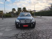 Käytetty Mercedes ML320 224 HP (164 kW) 2008 Musta Katumaasturi