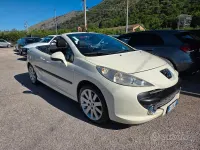 Usata Peugeot 207 CC 109 CV (80 kW) 2007 Beige Cabrio