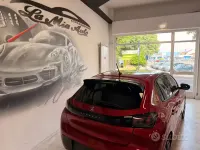 Usata Peugeot 208 Active 101 CV (74 kW) 2019 Rosso Utilitaria