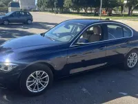 Usata BMW 318 Efficient Dynamics 150 CV (110 kW) 2017 Bluazzurro Berlina