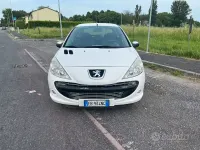 Usata Peugeot 206+ 60 CV (44 kW) 2010 Bianco Utilitaria