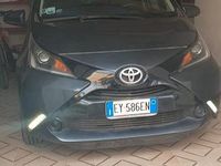 Usata Toyota Aygo 69 CV (50 kW) 2015 Grigio Utilitaria
