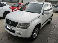 Usata Suzuki Grand Vitara 129 CV (94 kW) 2012 Bianco SUV