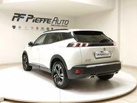 Usata Peugeot 2008 Allure 131 CV (96 kW) 2022 Bianco SUV